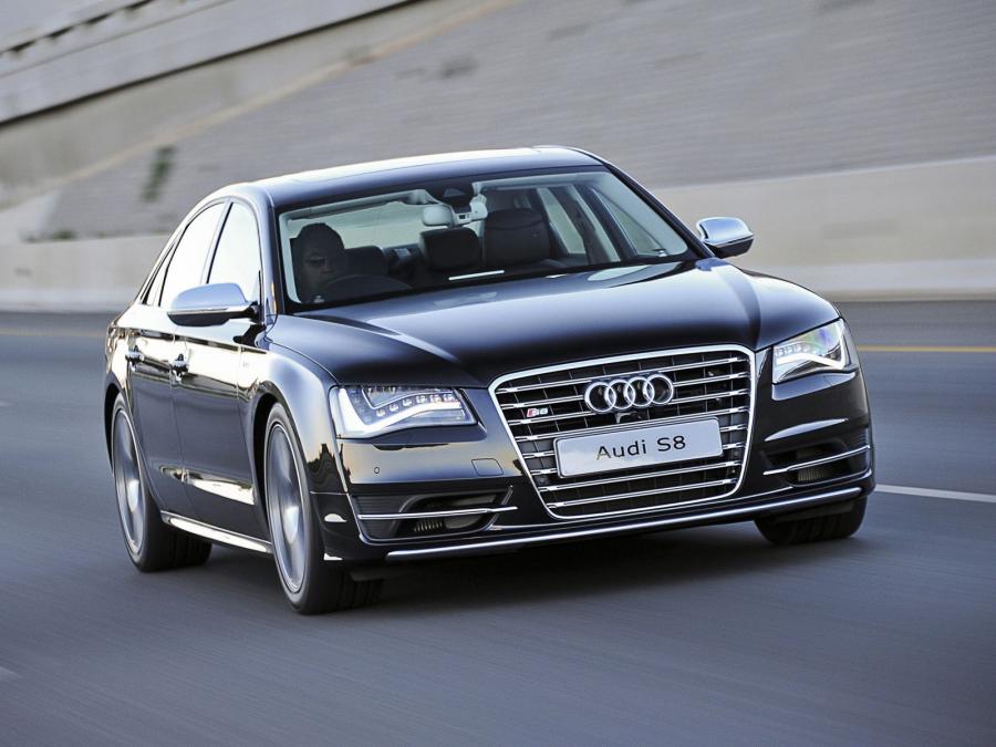  Audi S8 (D4) 2012 года  (ZA) (фото 2 из 15)